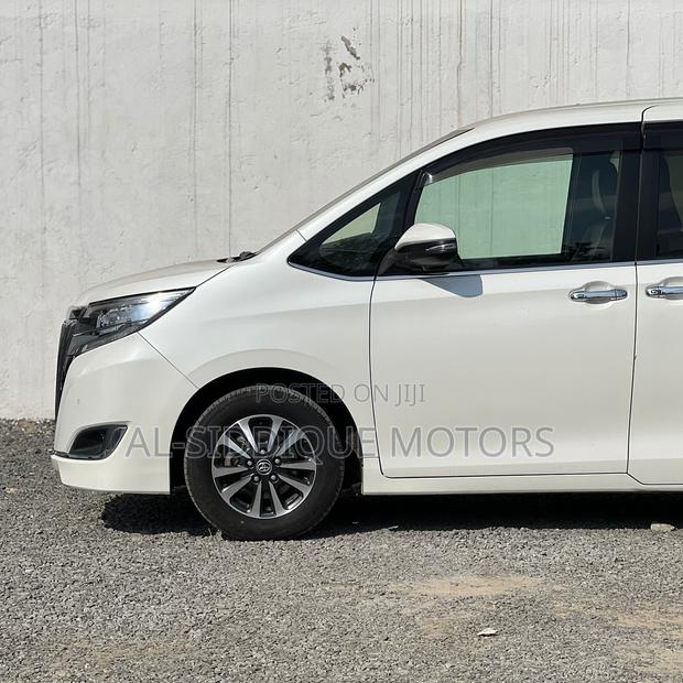 Toyota Esquire 2019 White