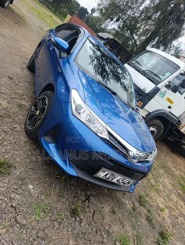 Toyota Corolla Fielder 2018 Blue