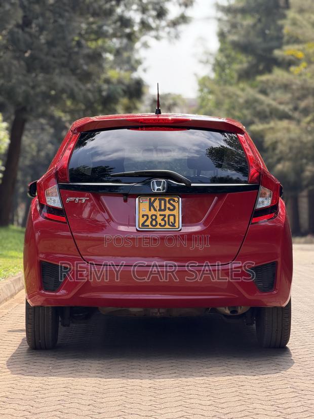 Honda Fit 2017 Red