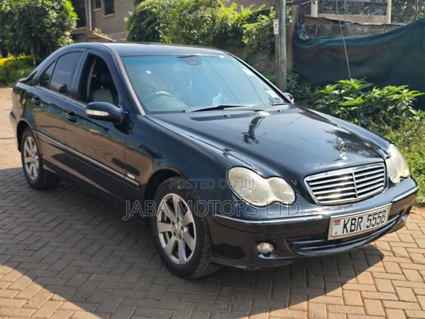 Mercedes-Benz C180 2004 Silver