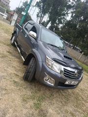 Toyota Hilux 2014 Gray for sale