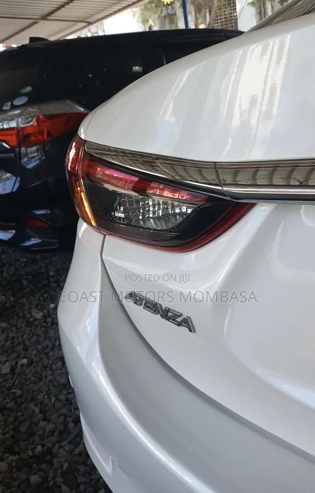 Mazda Atenza 2019 White