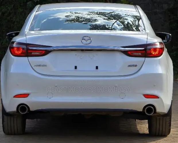Mazda Atenza 2019 White