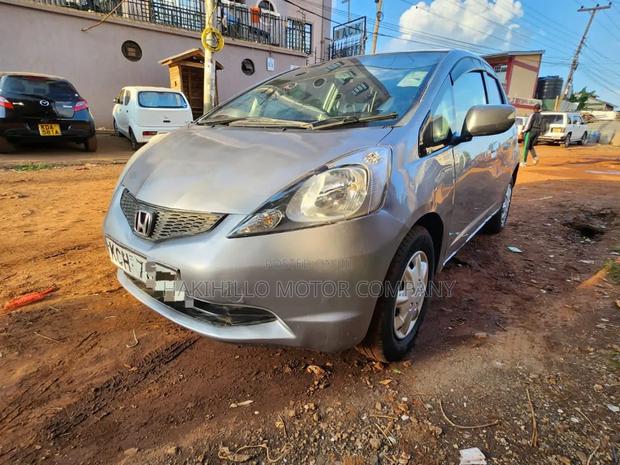 Honda Fit 2012 Beige