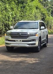 Toyota Land Cruiser 2019 White for sale