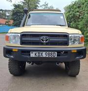 Toyota Land Cruiser 2005 Yellow for sale