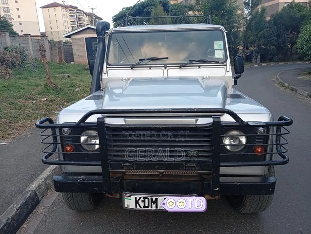 Land Rover Defender 2011 Gray