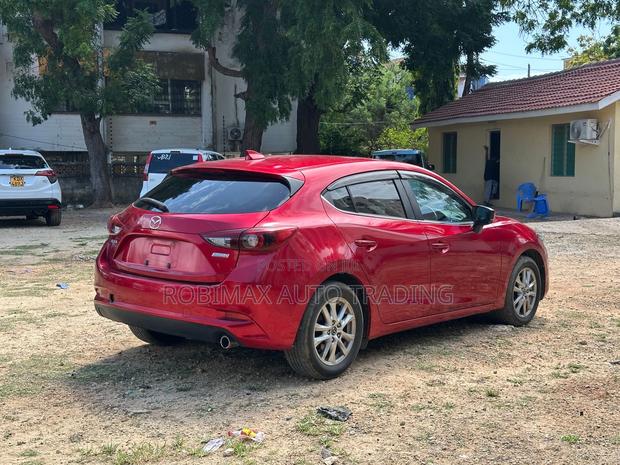 Mazda Axela 2019 Red