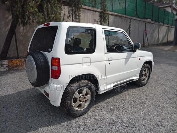 Mitsubishi Pajero Mini 2008 White