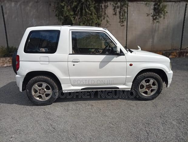 Mitsubishi Pajero Mini 2008 White