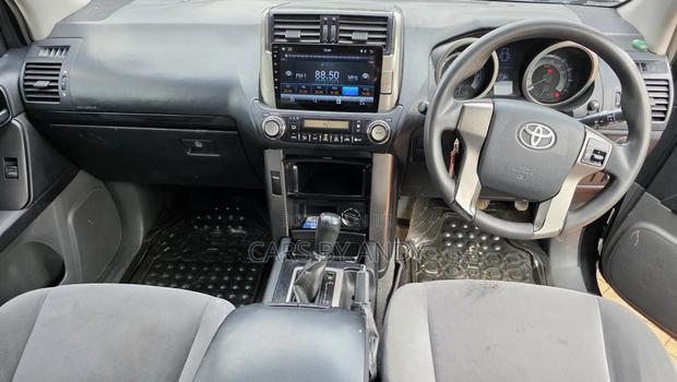 Toyota Land Cruiser Prado 2012 Black