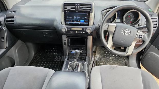 Toyota Land Cruiser Prado 2012 Black