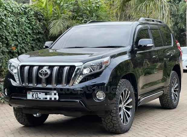 Toyota Land Cruiser Prado 2016 Black