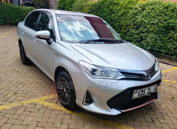 Toyota Axio 2016 Silver