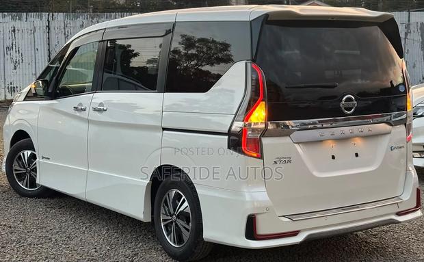 Nissan Serena 2019 Burgundy