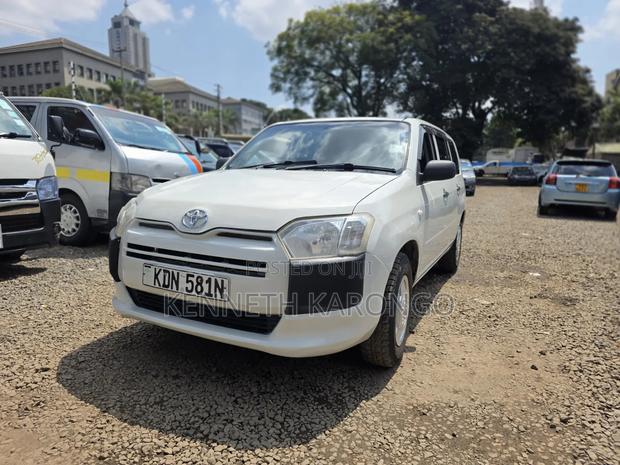 Toyota Probox 2016 White