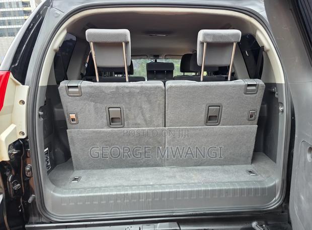 Toyota Land Cruiser Prado 2012 Black