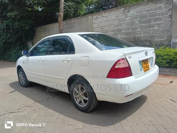 Toyota Corolla 2006 White