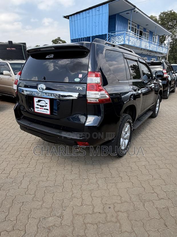 Toyota Land Cruiser Prado 2016 Black