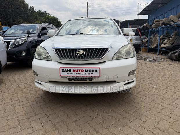 Toyota Harrier 2.4 2011 White