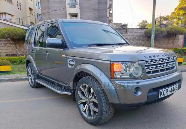 Land Rover Discovery 2011 Gray