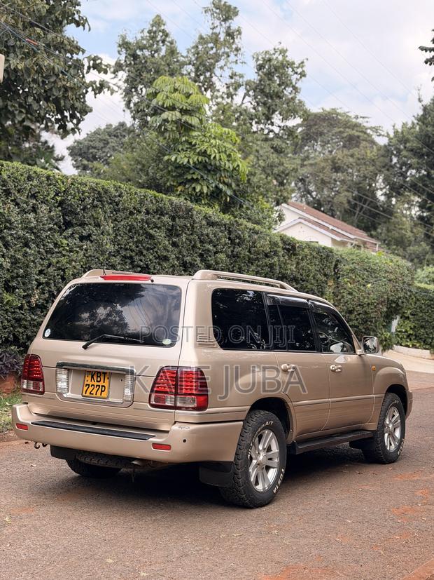 Toyota Land Cruiser 2008 Gold