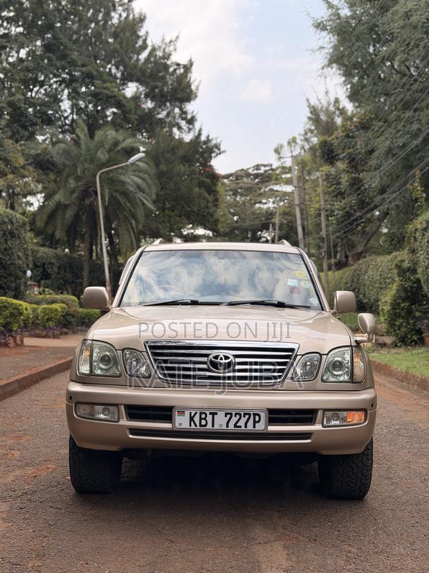 Toyota Land Cruiser 2008 Gold