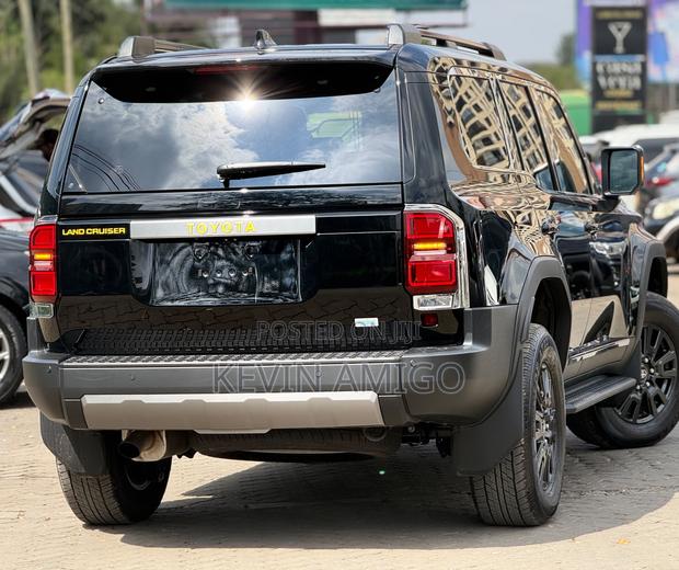 Toyota Land Cruiser LC250 2024 Gray