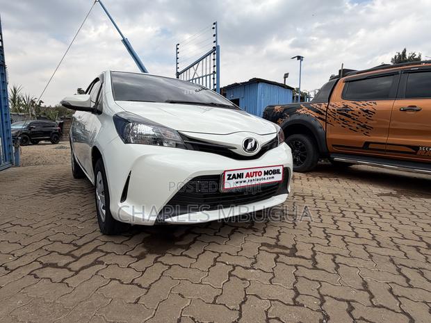 Toyota Vitz 1.3 AWD 3dr 2016 White