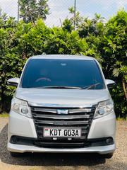 Toyota Noah 2018 Silver for sale