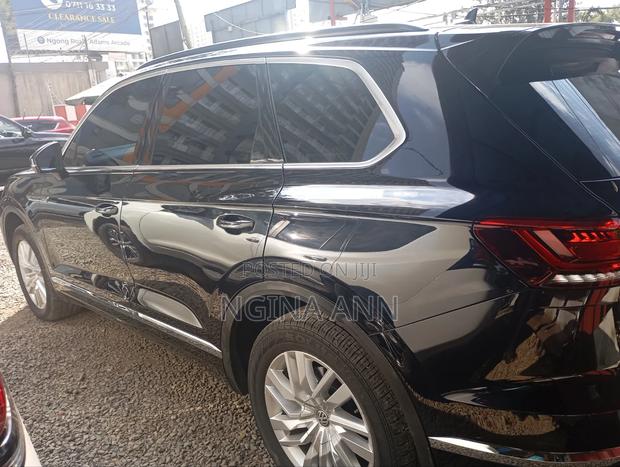 Volkswagen Touareg 2018 Black