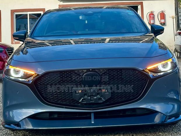 Mazda 3 2019 Blue