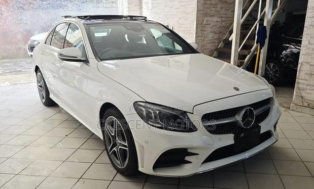 Mercedes-Benz C200 2019 White