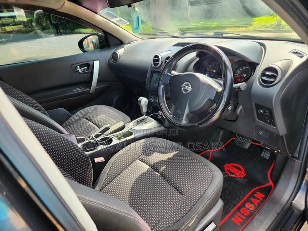 Nissan Dualis 2010 Black