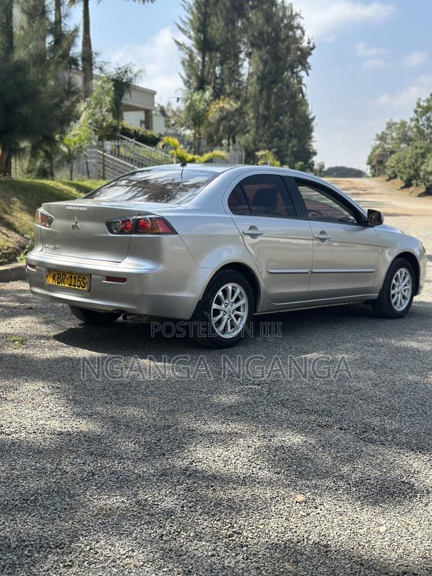 Mitsubishi Lancer 2011 Silver