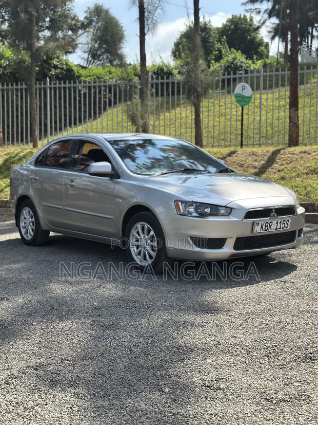 Mitsubishi Lancer 2011 Silver