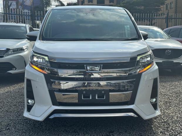 Toyota Noah 2.0 FWD (7 Seater) 2019 Pearl
