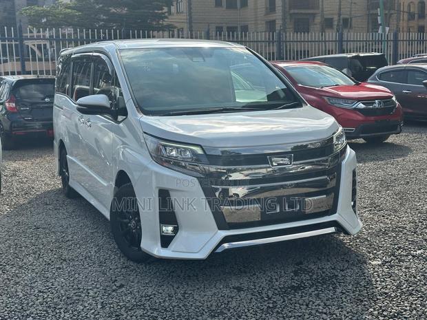 Toyota Noah 2.0 FWD (7 Seater) 2019 Pearl