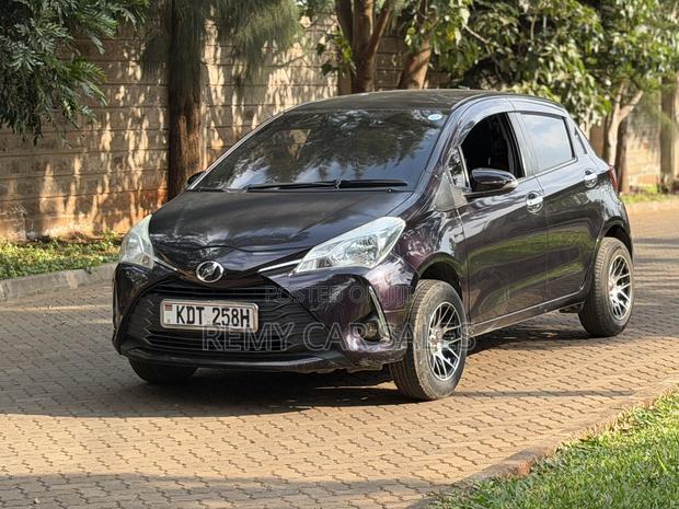 Toyota Vitz 2018 Purple
