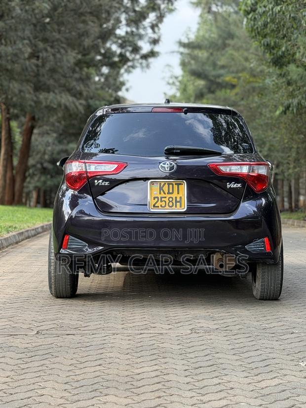 Toyota Vitz 2018 Purple