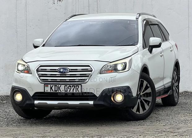 Subaru Outback 2017 White
