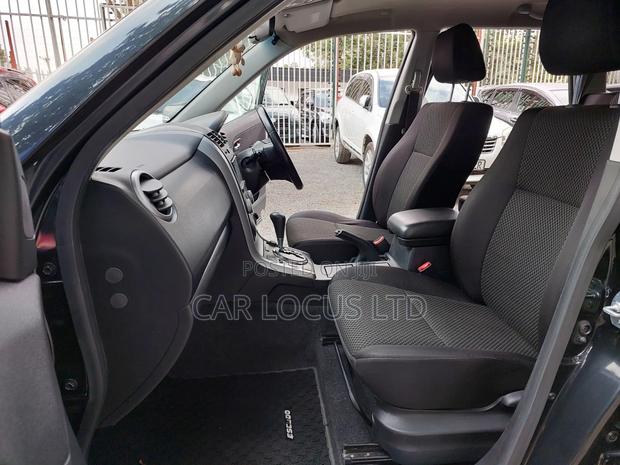 Suzuki Escudo 2011 Black