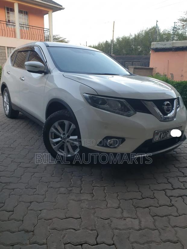 Nissan X-Trail 2017 White