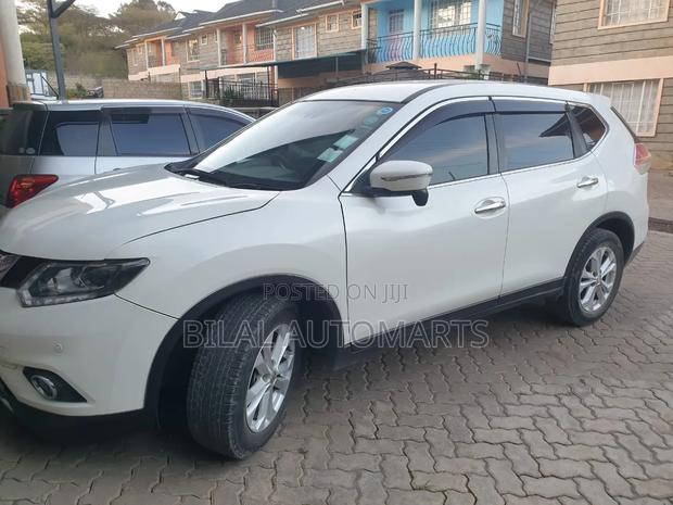 Nissan X-Trail 2017 White