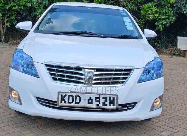 Toyota Premio 2014 White
