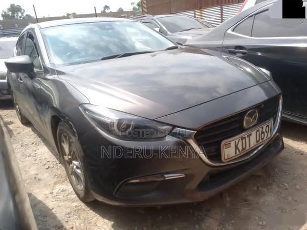 Mazda Axela 2018 Brown