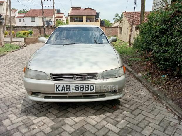Toyota Mark II 2.4DT RWD 2000 Gray