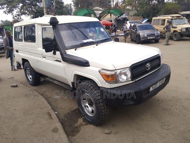 Toyota Land Cruiser 79 Series 2018 White