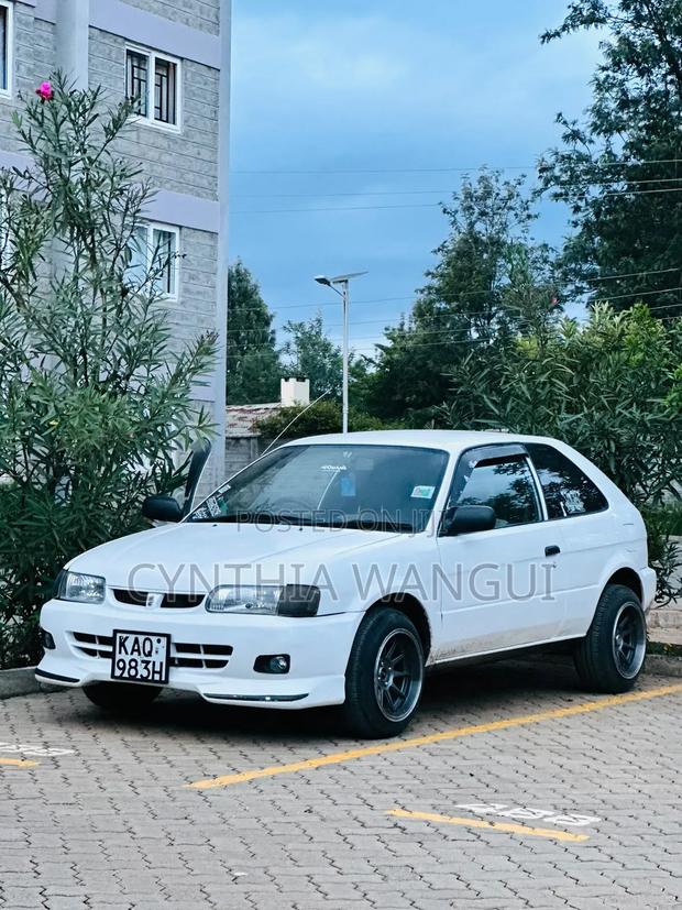 Toyota Corsa 1998 White