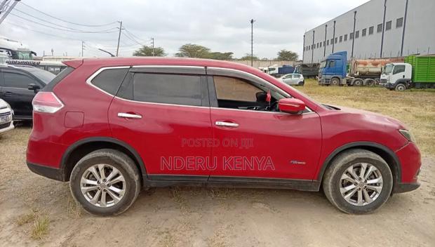 Nissan X-Trail 2.0 Hybrid FWD 2015 Red